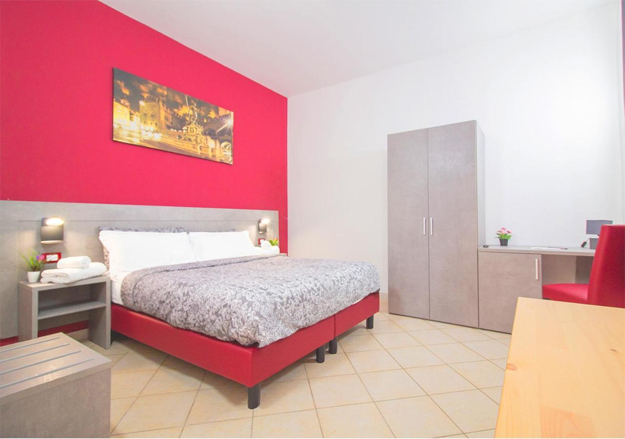 Athena Rooms - Parcheggio Privato بولونيا المظهر الخارجي الصورة